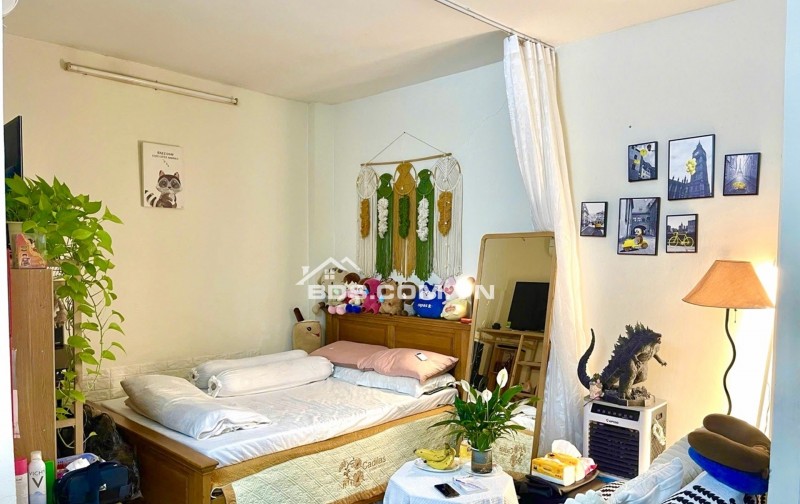 HIẾM! NHÀ PHÚ NHUẬN SÁT Q1 – 3 TẦNG – THU NHẬP 17TR/THÁN