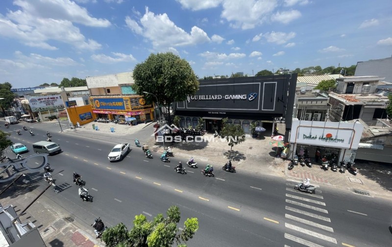 Mặt tiền đường Quang Trung, Chủ nhà thiện chí tìm khách