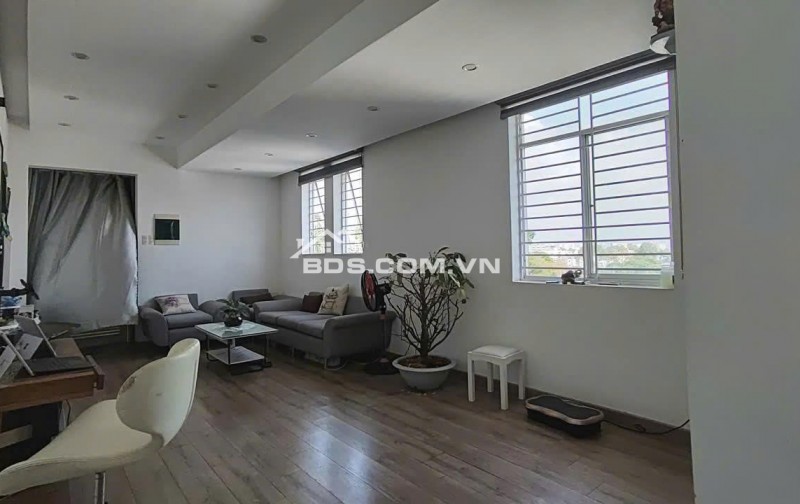 CHO NỮ SHARE PHÒNG CHUNG CƯ SÁT Q1 – 96M2 - 6TR/TH. LH:0908396789