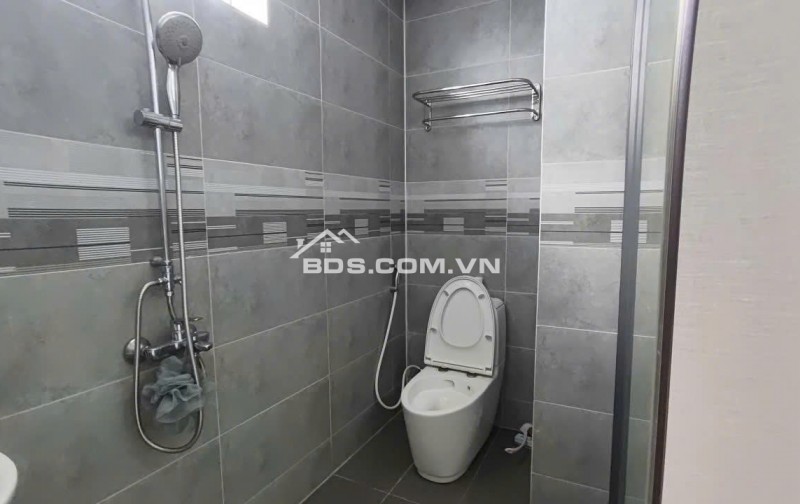 CHO NỮ SHARE PHÒNG CHUNG CƯ SÁT Q1 – 96M2 - 6TR/TH. LH:0908396789