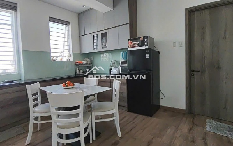 CHO NỮ SHARE PHÒNG CHUNG CƯ SÁT Q1 – 96M2 - 6TR/TH. LH:0908396789