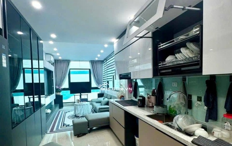 CẦN BÁN GẤP NHÀ - TRUNG TÂM ĐỐNG ĐA - GẦN PHỐ - NHÀ ĐẸP Ở NGAY