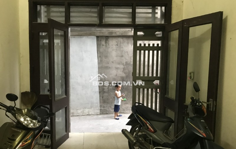 Cho thuê nhà nguyên căn tại Ngõ 67/670 Nguyễn Khoái