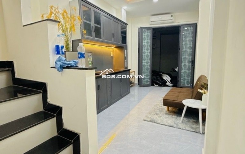 HẺM XE HƠI THÔNG - 3 PHÒNG NGỦ - TẶNG TOÀN BỘ NỘI THẤT - 4 TẦNG - AN NINH - CHỈ HƠN 4 TỶ.