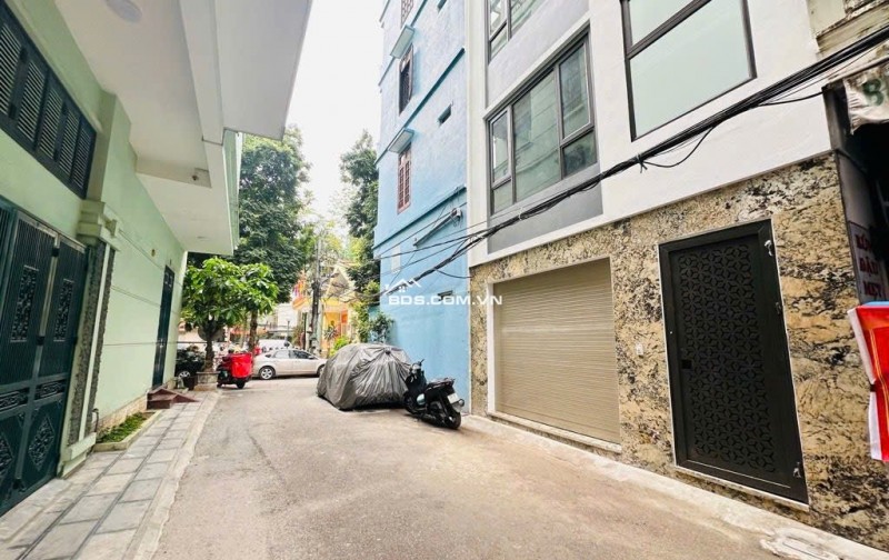 [SIÊU PHẨM HOÀNG MAI] - NHÀ MỚI ĐẸP - Ô TÔ QUA NHÀ - GIÁ 6.X TỶ Diện tích 33m2, xây 5 tầng kiên cố
