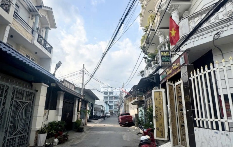 BÁN NHÀ TẠI BÌNH HƯNG HOÀ A. DT 87M2 SHR CHỈ 8.3 TỶ. LH: 0902950730 KHANH.