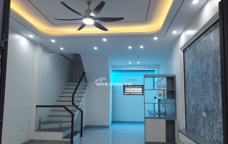 BÁN NHÀ ĐẸP 1.8 TỶ 3 TẦNG 45M2 XÂY MỚI NGÕ NGẮN TRẦN HUY LIỆU