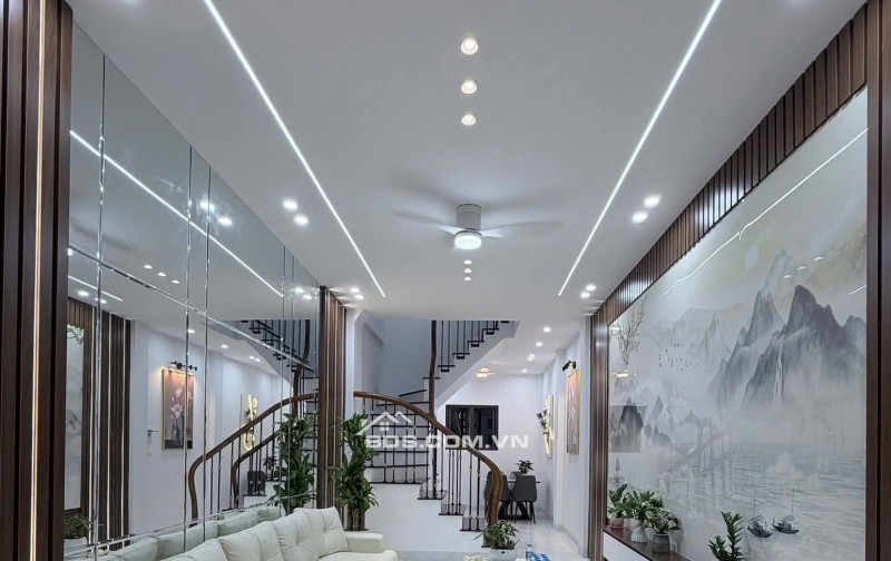 Bán Nhà Kim Giang, Hoàng Mai 36m, 4 tầng mt 3.3m, giá 8.9 tỷ