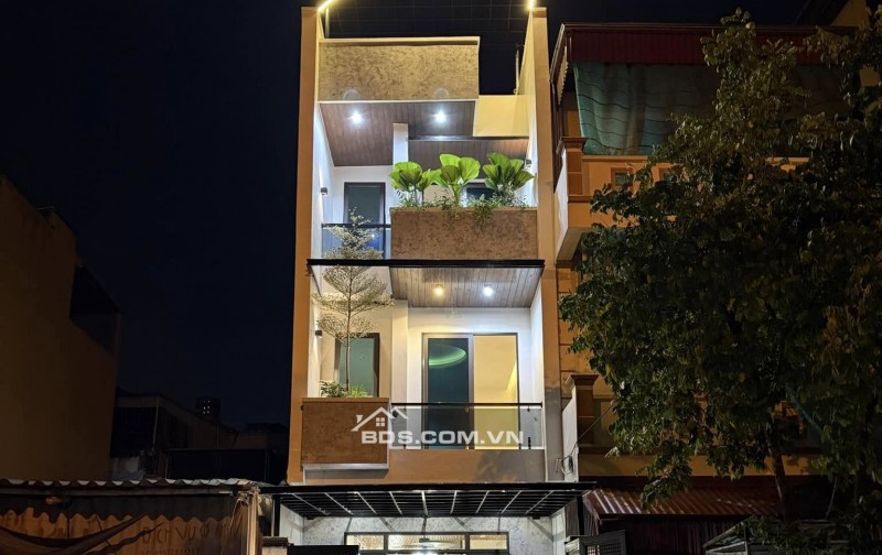 BÁN NHÀ SIÊU ĐẸP 4.35 TỶ 3 TẦNG 60M2 MẶT ĐƯỜNG KHU ĐỒNG QUÝT