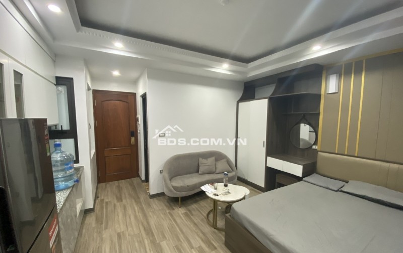 Cho thuê Căn chung cư mini Full đồ cực xịn. Ban công View mặt hồ tại 193 Trích Sài. Chỉ 5.8tr