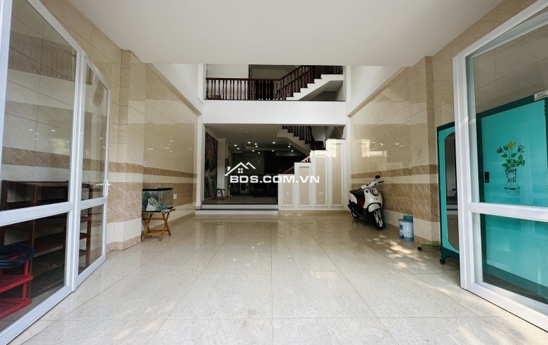 Bán nhà đường QL 13, Phường Hiệp Bình Chánh, Thủ Đức, TP HCM. DT 77m2, 4 tầng. Giá  8.1 tỷ