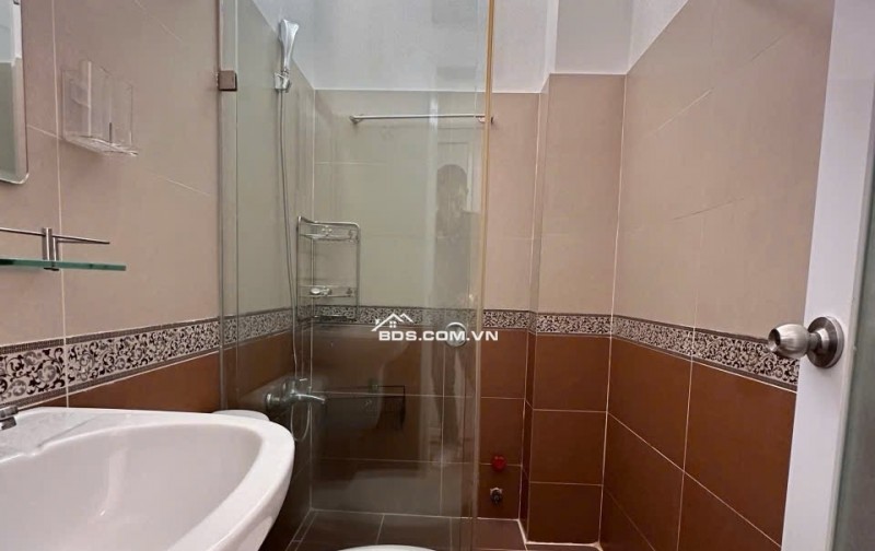 NHÀ CĂN GÓC TRẦN ĐÌNH XU –Q1- 3.2× 11M – 3 TẦNG – CHỈ 6.68 TỶ