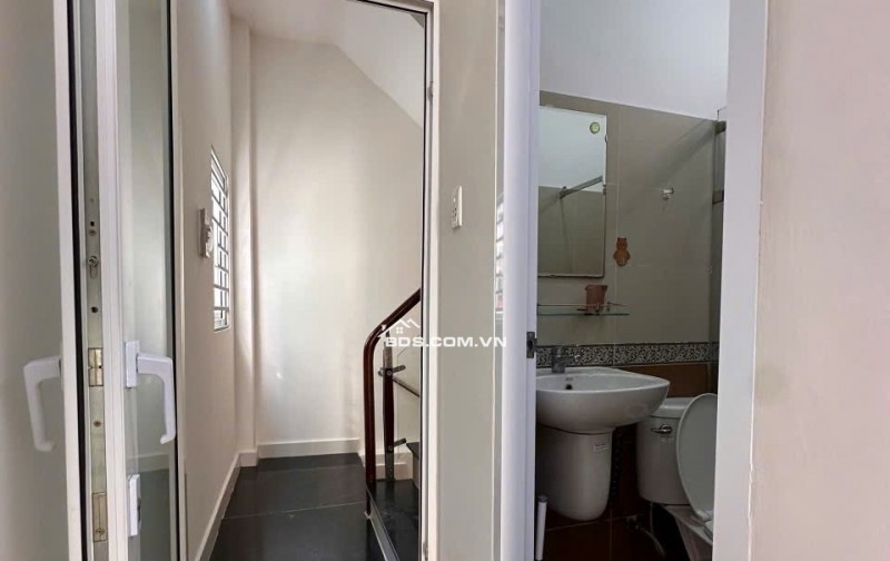 NHÀ CĂN GÓC TRẦN ĐÌNH XU –Q1- 3.2× 11M – 3 TẦNG – CHỈ 6.68 TỶ