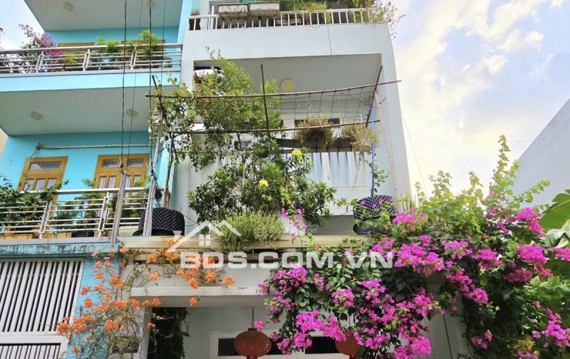 Chính chủ cần bán nhà hẻm xe hơi 5m  đường Lò Lu nhà gồm 1 trệt + 2 lầu + sân thượng