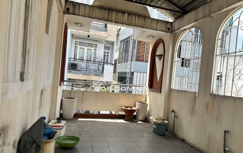 NHÀ HXH QUẬN 5 – NGUYỄN TRÃI– 3 TẦNG BTCT – 3,1×13,5M – 42M² – 13.2 TỶ