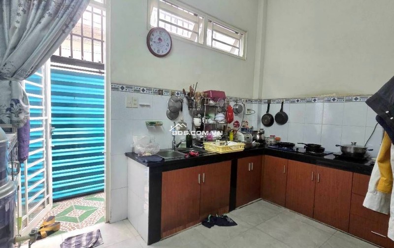 XE HƠI VÔ NHÀ - HẺM NHỰA XE TẢI TRÁNH, ĐẬU ĐỖ - 2 MẶT HẺM TRƯỚC SAU, CÓ CỬA SAU - KHU DÂN TRÍ - PHÙ HỢP KINH DOANH/VĂN PHÒNG - VUÔNG VỨC, PHÁP LÝ