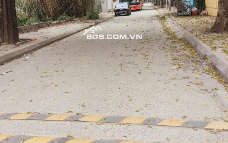 100m² full thổ cư tại Thạch Hòa – Thạch Thất, vị trí cực đẹp gần Đại lộ Thăng Long và tuyến Metro 5, giá hiện tại chỉ khoảng 2,x tỷ.