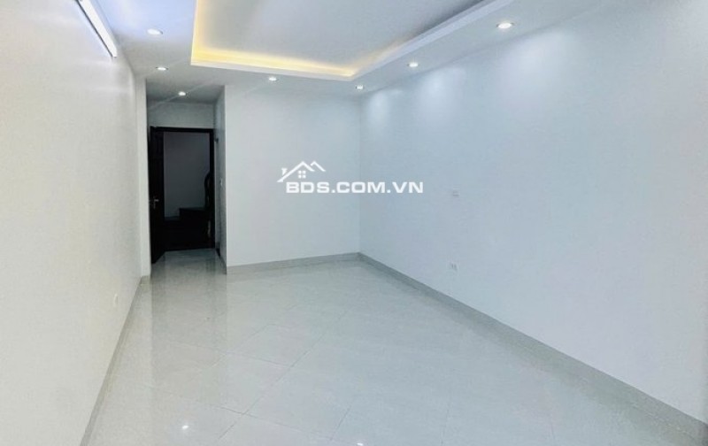 SIÊU PHẨM THỤY PHƯƠNG LÔ GÓC - VỈA HÈ - KINH DOANH - THÔNG Ô TÔ TRÁNH - GIÁ TRONG NGÕ