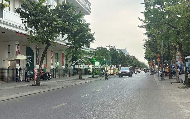 Thách thức đầu tư MT 20m gần Song Hành Q12 196m2 ngang 12m tặng GPXD 9 lầu+hầm 16 tỷ xíu.