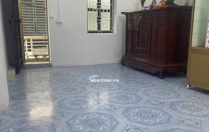 BÁN NHÀ 1.46 TỶ 2 TẦNG 32M2 TAXI ĐỖ CỬA  NGÕ NGẮN HOÀNG VĂN THỤ