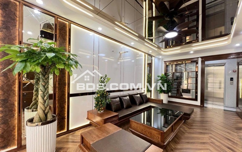 Bán Nhà Ô Tô Trong Nhà, Hoàng Đạo Thành, Thanh Xuân 42m, 8 tầng, giá 20.5 tỷ.