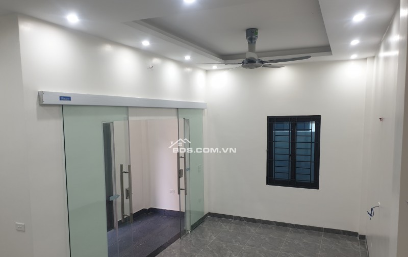 BÁN NHÀ ĐẸP 1.75 TỶ 3 TẦNG 52M2 ( HƯỚNG ĐÔNG ) NGÕ KHU ĐỆ TỨ