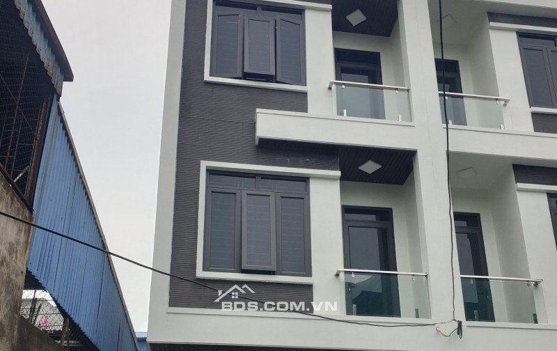BÁN NHÀ ĐẸP 3 TẦNG 68M2 XÂY MỚI NGÕ ĐƯỜNG 19/5 GIÁ 2.6 TỶ