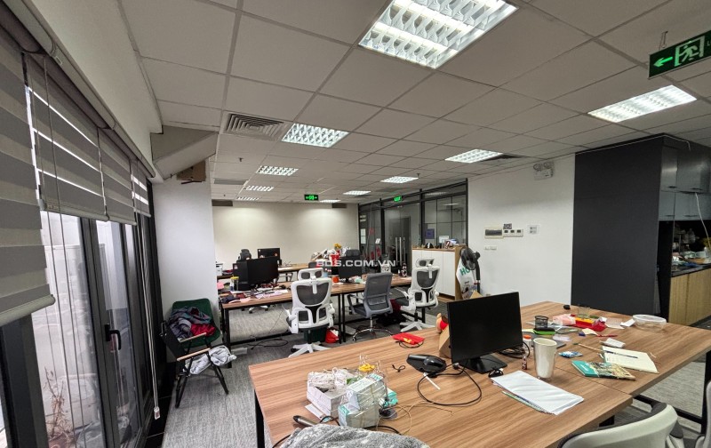 CHO THUÊ 1/2 SÀN TÒA C1 THÀNH CÔNG, 176M2 GIÁ CỰC ƯU ĐÃI