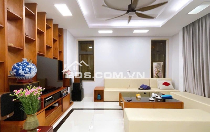 Biệt thự 5T thang máy Bắc Linh Đàm DT230m2, 68 tỷ Hoàng Mai