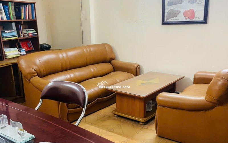Cho thuê nhà 5 tầng, 10 phòng, vị trí đẹp mặt tiền rộng ph, 0366893772