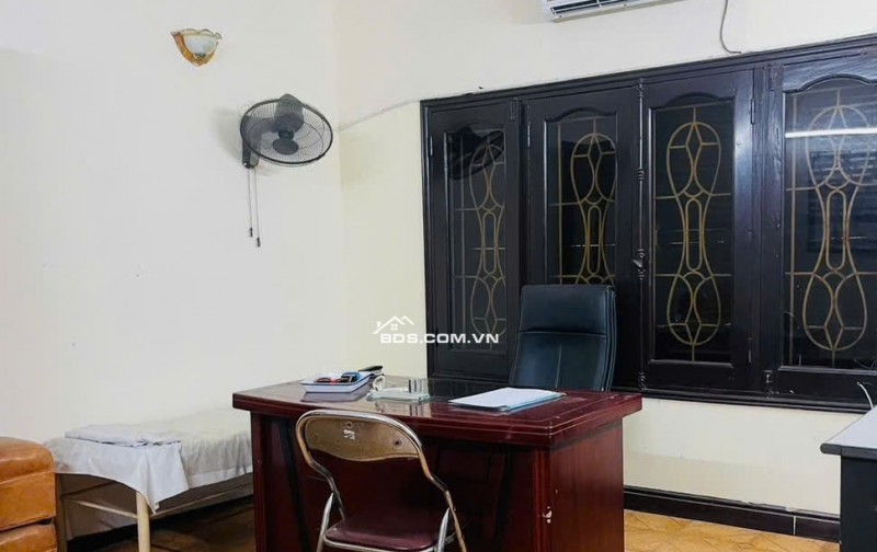 Cho thuê nhà 5 tầng, 10 phòng, vị trí đẹp mặt tiền rộng ph, 0366893772