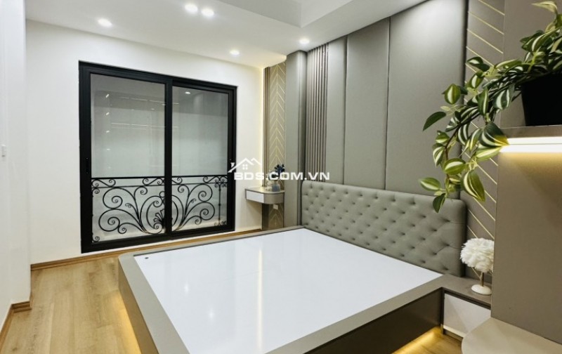 DIỆN TÍCH 50M2 - NHÀ 4 TẦNG MỚI Ô TÔ VÀO NHÀ – CỔ LINH LONG BIÊN – NHỈNH 8 TỶ