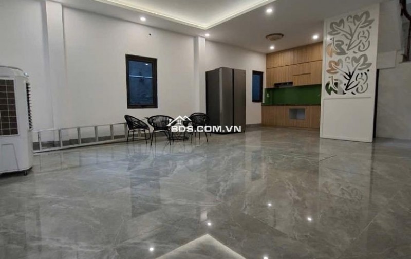HIẾM BÁN - ĐỨC GIANG - LONG BIÊN - NHÀ DÂN XÂY CHẮC CHẮN - DIỆN TÍCH RỘNG THOÁNG - 58M - NHỈNH 7 TỶ