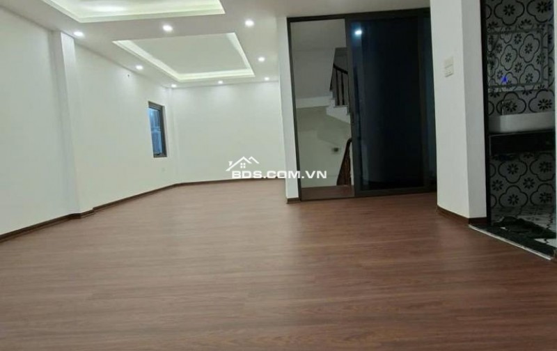 HIẾM BÁN - ĐỨC GIANG - LONG BIÊN - NHÀ DÂN XÂY CHẮC CHẮN - DIỆN TÍCH RỘNG THOÁNG - 58M - NHỈNH 7 TỶ