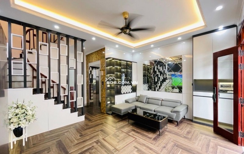 NHÀ MỚI 6 TẦNG, THANG MÁY – Ô TÔ ĐỖ CỔNG – NGÕ NÔNG – LÔ GÓC – LONG BIÊN – NHỈNH 9 TỶ