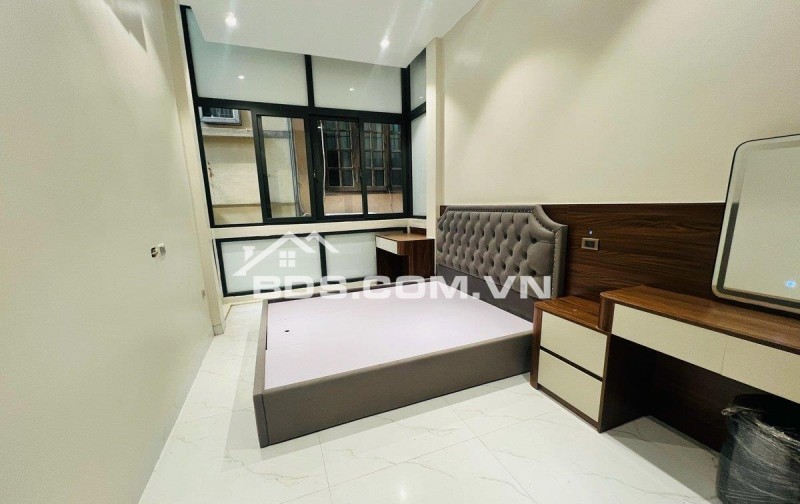 3 BƯỚC RA MẶT PHỐ TÔN ĐỨC THẮNG - 6 TẦNG THANG MÁY - FULL NỘi THẤT- NHÀ XÂY CHẮC CHẮN -SÁT PHỐ CỔ -