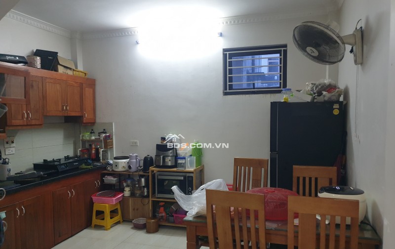 BÁN NHÀ ĐẸP 1.45 TỶ 2.5 TẦNG 40M2 ( ĐÔNG NAM ) NGÕ NGUYỄN TRÃI