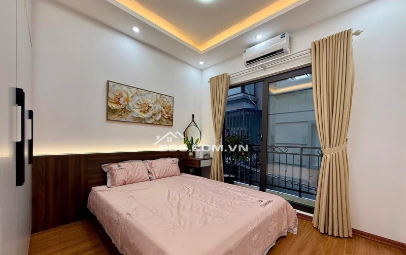 Bán Nhà Trường Chinh, Đống Đa 33m, 4 tầng, mt 3.8m, giá 9.2 tỷ