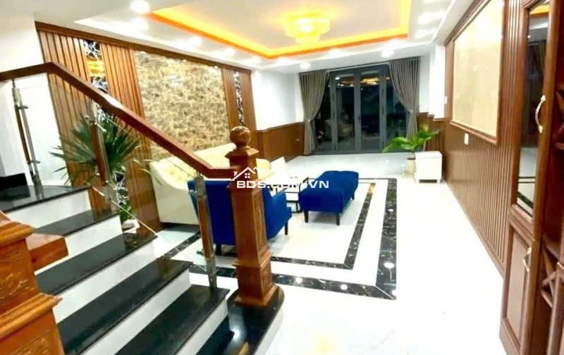 Chỉ 8 tỷ hơn có nhà mặt phố kênh Tham Lương 66m2 4 tầng mới ở và KD sát Emart 2.