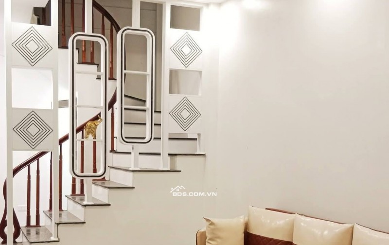 Bán Nhà Nguyễn Văn Viên - Vĩnh Tuy, Hai Bà Trưng 30m, 5 tầng, mt 4.2m, giá 9.68 tỷ