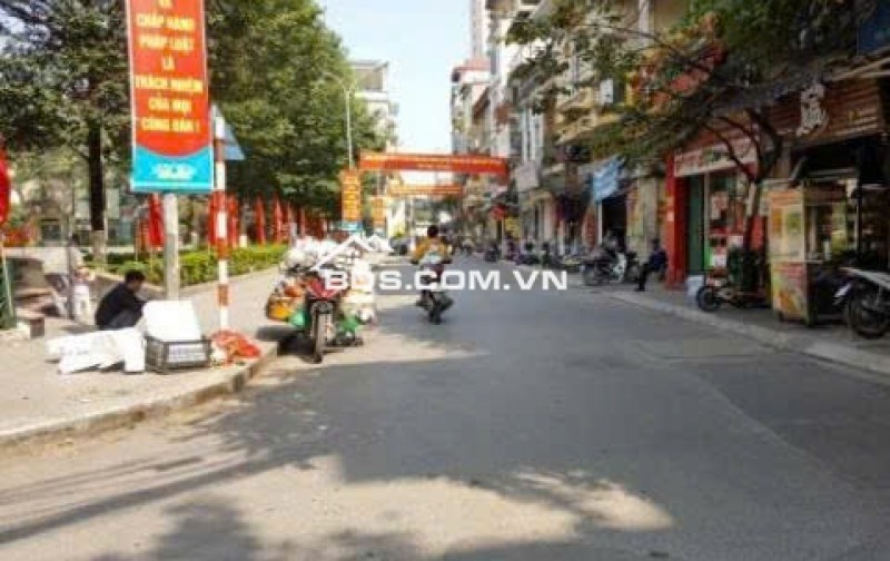 Tôi Chính chủ bán nhà ngõ 31 Lương Khánh Thiện. 50m2, thiết kế sân vườn. 0961390570