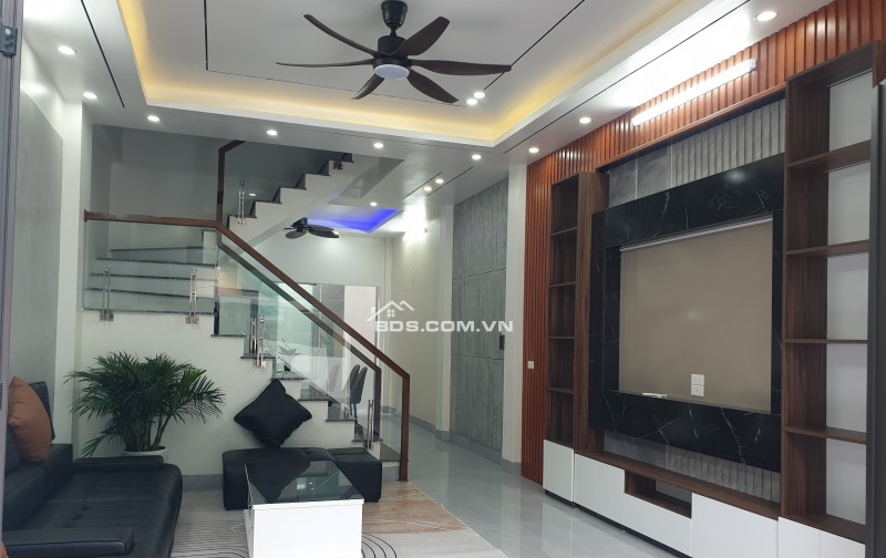 BÁN NHÀ ĐẸP 3 TẦNG 68M2 XÂY MỚI NGÕ ĐƯỜNG 19/5 GIÁ 2.6 TỶ