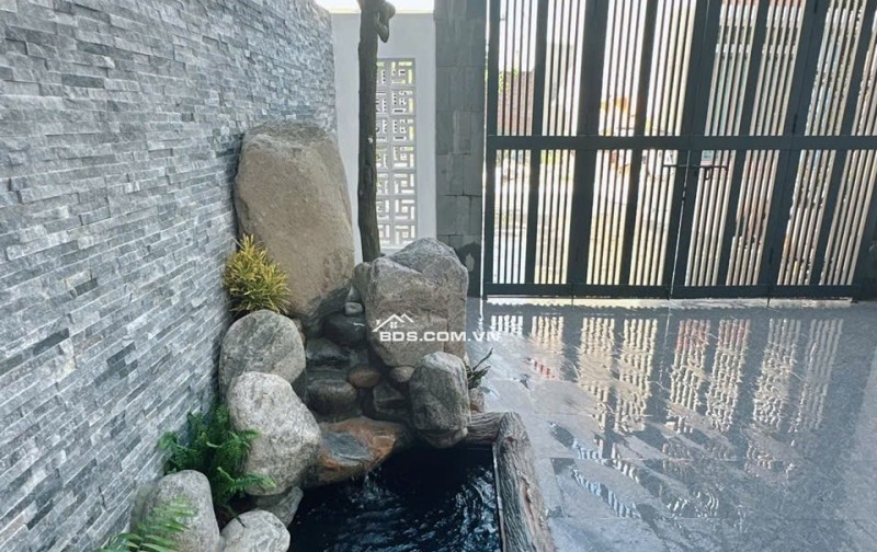 BÁN NHÀ 4.85 TỶ 4 TẦNG 77M2 CÓ SÂN Ô TÔ KHU  ĐÔ THỊ MỸ TRUNG