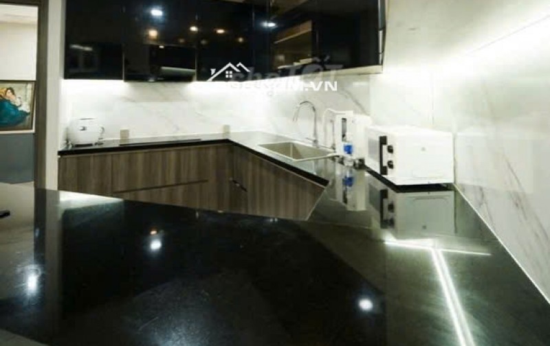 Bán căn hộ 4PN Imperia An Phú 135m², tầng 18 , view Landmark