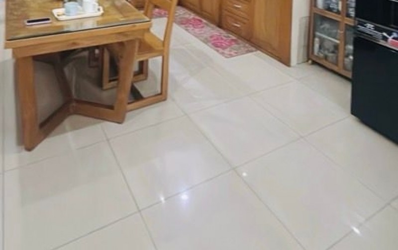  NHÀ MỚI Ở NGAY LÊ THÚC HOẠCH,TÂN PHÚ. HẺM 5M Ô TÔ TỚI NHÀ,KDC AN NINH,YÊN TĨNH. 4M X 14.5M,3 TẦNG,ĐÚC BTCT CHẮC CHẮN,SỔ VUÔNG A4,KHÔNG LG 