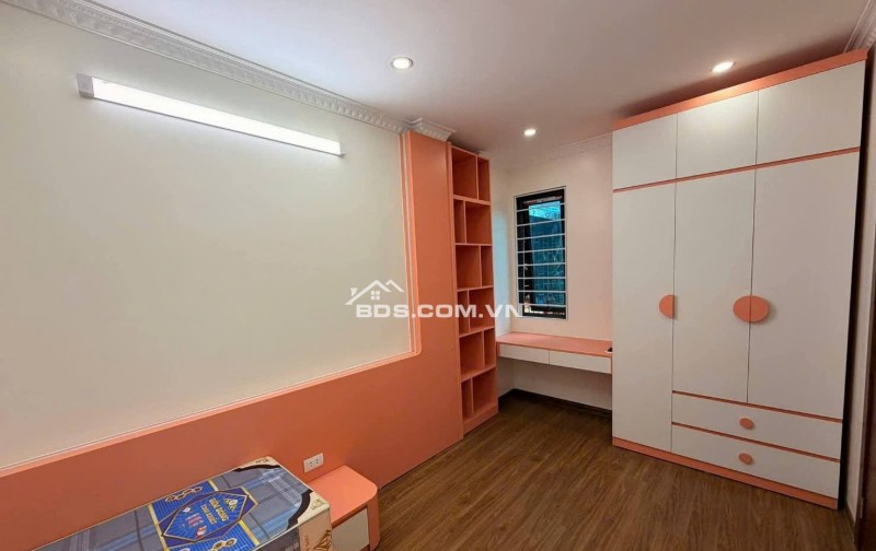 Bán Nhà Phố Cổ Nguyễn Cao, Hai Bà Trưng 47m, 6 tầng, mt 4m, giá 14.6 tỷ.