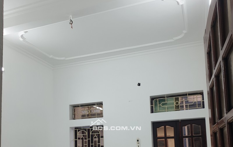 BÁN NHÀ 2.468 TỶ 3 TẦNG 58M2 ( HƯỚNG NAM ) NGÕ ĐẶNG VIỆT CHÂU
