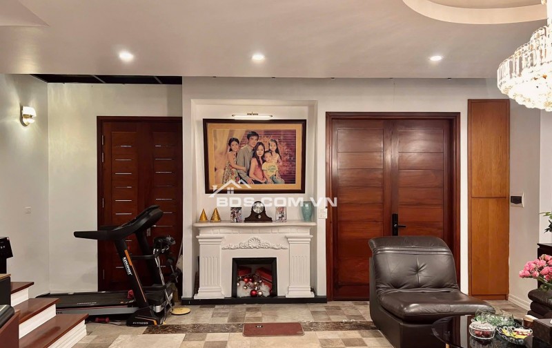 Bán Nhà Gần Phố Phạm Ngọc Thạch, Đống Đa 37/44m, 6 tầng, mt 6.9m, giá 15.6 tỷ.