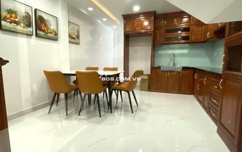 Chỉ 8 tỷ hơn có nhà mặt phố kênh Tham Lương 66m2 4 tầng mới ở và KD sát Emart 2.