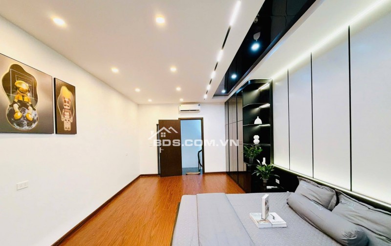 Bán Nhà Gần Phố Thịnh Quang, Đống Đa 36m, 4 tầng, mt 3.8m, giá 9.5 tỷ
